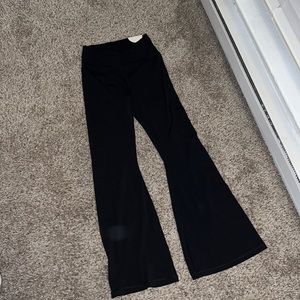 Aerie crossover flare legging